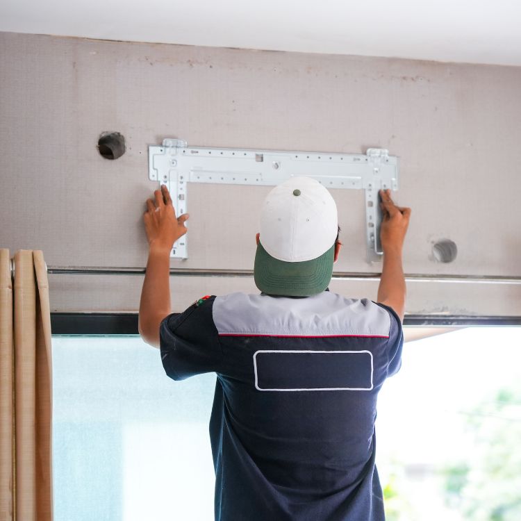 خدمة تركيب مكيفات جديدة احترافية في الرياض